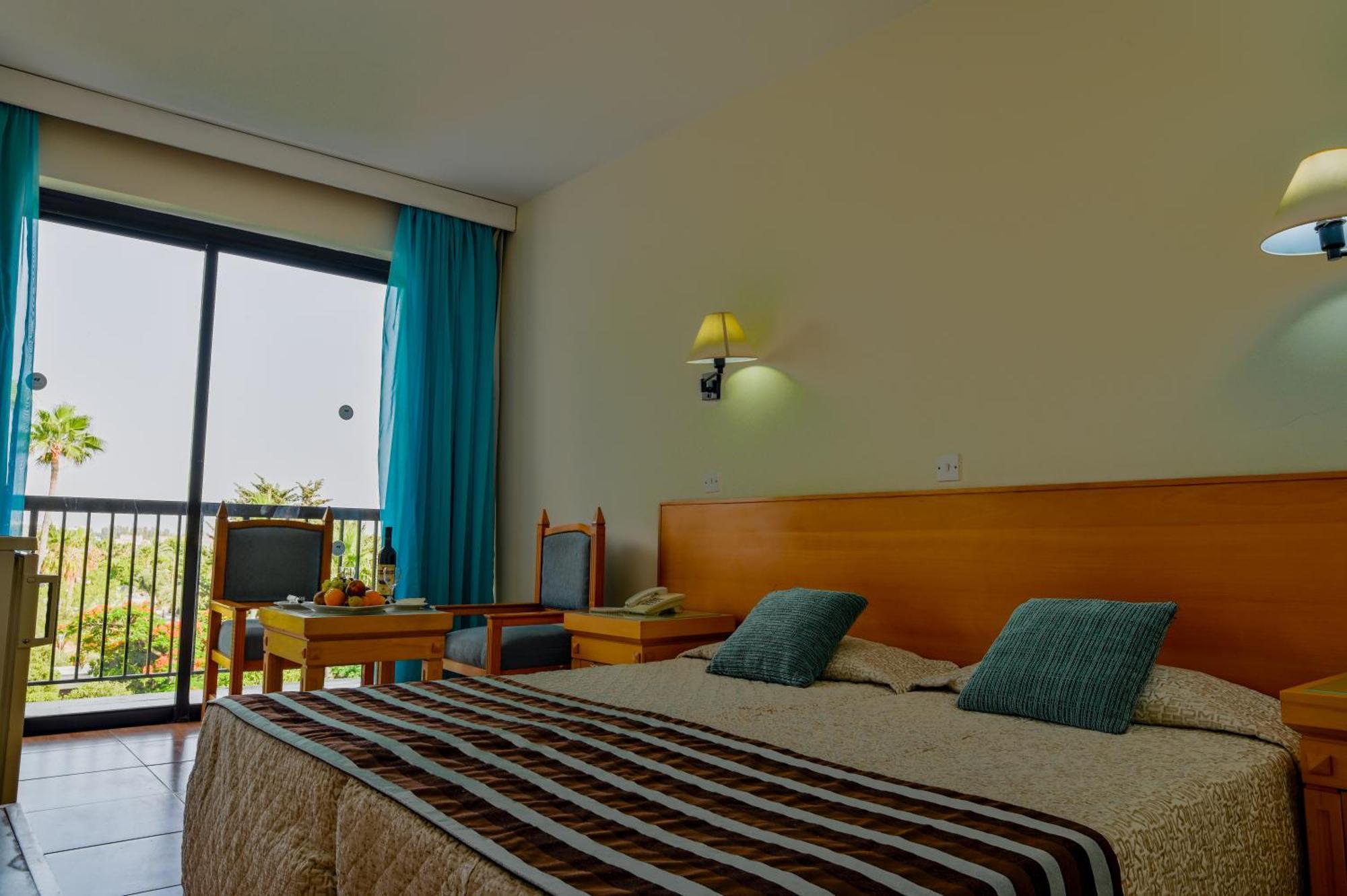 Paphos Veronica Hotel מראה חיצוני תמונה